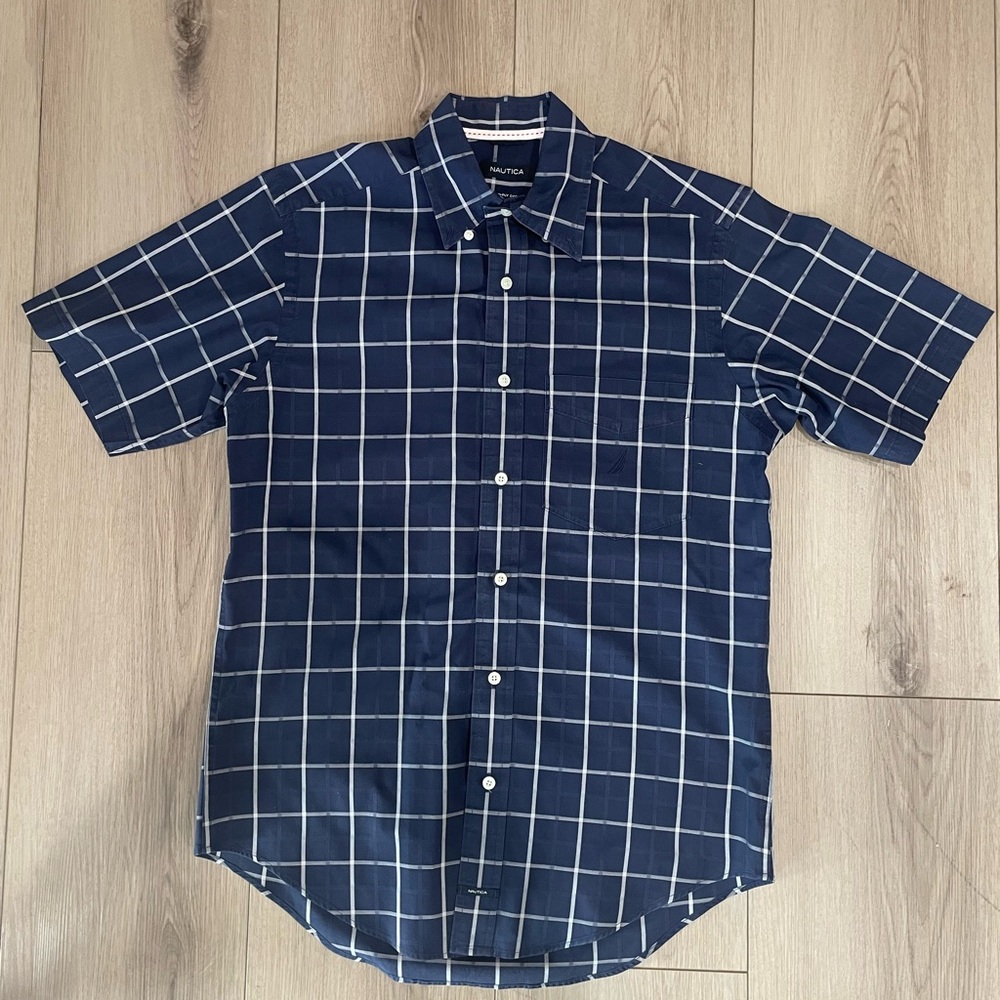 Men’s Nautica Plaid Short Sleeve Button Down Shirt. 80’s Two-ply Cotton. Size S